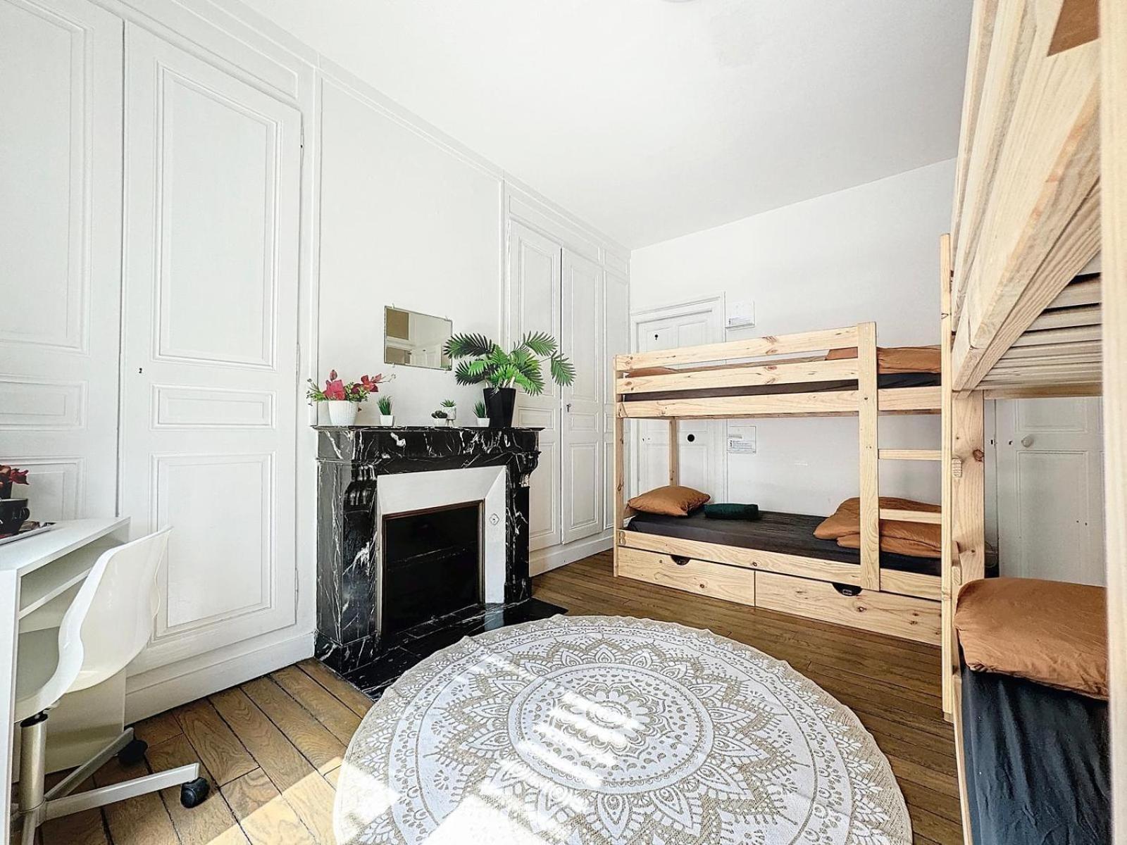 A1 Champagne Residence - 200 M2 14 Personnes 2 Toilets 4 Showers - Hyper Centre - Chalons En Champagne 외부 사진