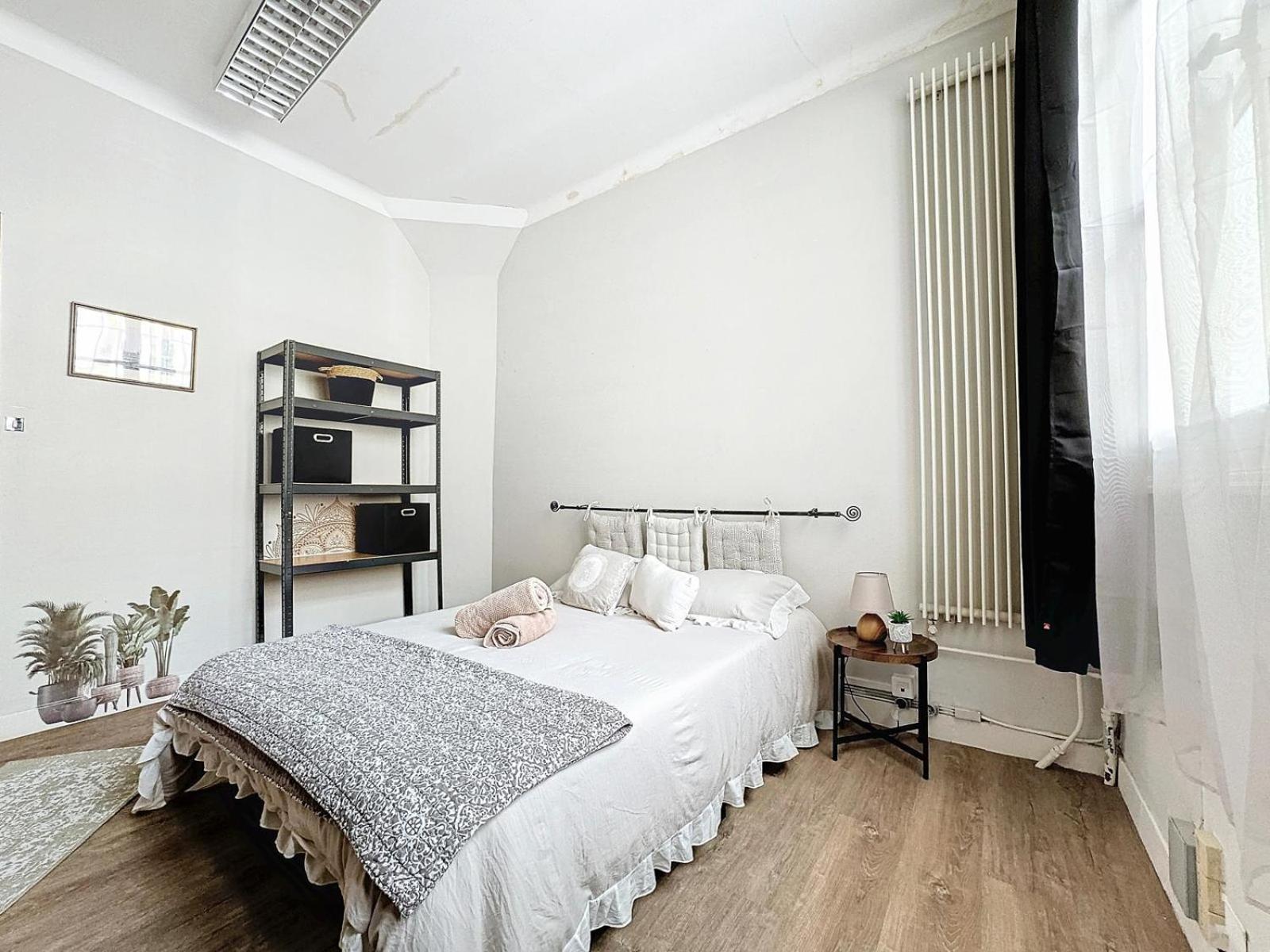 A1 Champagne Residence - 200 M2 14 Personnes 2 Toilets 4 Showers - Hyper Centre - Chalons En Champagne 외부 사진