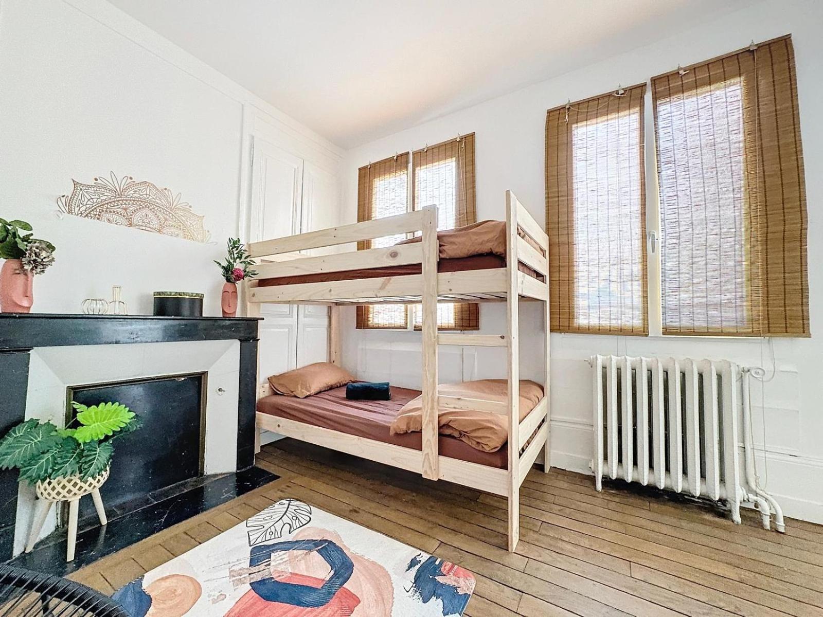 A1 Champagne Residence - 200 M2 14 Personnes 2 Toilets 4 Showers - Hyper Centre - Chalons En Champagne 외부 사진