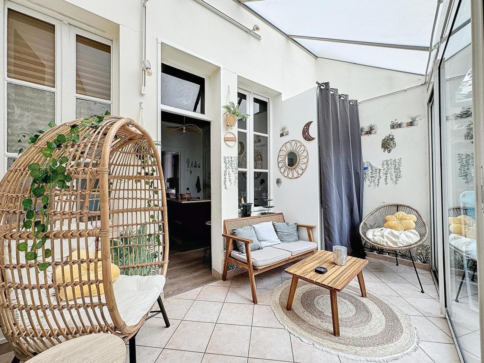 A1 Champagne Residence - 200 M2 14 Personnes 2 Toilets 4 Showers - Hyper Centre - Chalons En Champagne 외부 사진